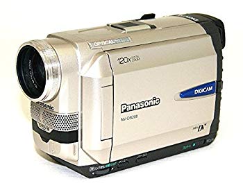 【状態　非常に良い】(中古品)Panasonic パナソニック　NV-DS200　液晶デジタルビデオカメラ　ミニDVカセット【メーカー名】Panasonic パナソニック【メーカー型番】NV-DS200【ブランド名】パナソニック(Panasonic)【商品説明】Panasonic パナソニック　NV-DS200　液晶デジタルビデオカメラ　ミニDVカセットお届け：受注後に再メンテ、梱包します。到着まで3日〜7日程度とお考え下さい。当店では初期不良に限り、商品到着から7日間は返品を 受付けております。品切れの場合は2週間程度でお届け致します。ご注文からお届けまで1、ご注文⇒24時間受け付けております。2、注文確認⇒当店から注文確認メールを送信します。3、在庫確認⇒中古品は受注後に、再メンテナンス、梱包しますので　お届けまで3日〜10日程度とお考え下さい。4、入金確認⇒前払い決済をご選択の場合、ご入金確認後、配送手配を致します。5、出荷⇒配送準備が整い次第、出荷致します。配送業者、追跡番号等の詳細をメール送信致します。6、到着⇒出荷後、1〜3日後に商品が到着します。当店はリサイクル専門店につき一般のお客様から買取しました中古扱い品です。ご来店ありがとうございます。