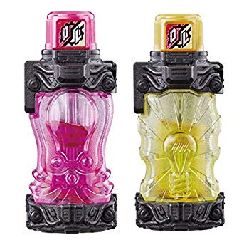 仮面ライダービルド DXオクトパスライトフルボトルセット【メーカー名】バンダイ(BANDAI)【メーカー型番】-【ブランド名】バンダイ(BANDAI)【商品説明】仮面ライダービルド DXオクトパスライトフルボトルセット(C)2017 石森プロ・テレビ朝日・ADK・東映対象年齢 :3才以上この度はご来店誠に有難うございます！当店では初期不良に限り、商品到着から7日間は返品を受付けております。ご注文後のお客様都合での返品はお受けしておりませんのでご了承ください。他モールとの併売を行っておりますので、万が一売り切れの場合はご連絡させて頂きます。当店の・品は、お客様から買い取りました中古扱い品です。ご注文からお届けまで1、ご注文⇒ご注文は24時間受け付けております。2、注文確認⇒ご注文後、当店から注文確認メールを送信します。3、在庫確認⇒お届けまで3日から10日程度とお考え下さい。商品によってはお取り寄せさせていただきますので、通常よりお時間がかかる場合があります。その際はご連絡させていただきますのでご了承願います。当店は少人数運営のため、電話でのお問い合わせは受け付けておりませんので、メールにてお願い致します。