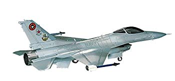 ハセガワ 1/72 アメリカ海軍 F-16N トップガン プラモデル C12【メーカー名】ハセガワ【メーカー型番】HAC12【ブランド名】ハセガワ【商品説明】ハセガワ 1/72 アメリカ海軍 F-16N トップガン プラモデル C12組み立て、塗装が必要なプラモデル。別途、工具、塗料等が必要。この度はご来店誠に有難うございます！当店では初期不良に限り、商品到着から7日間は返品を受付けております。ご注文後のお客様都合での返品はお受けしておりませんのでご了承ください。他モールとの併売を行っておりますので、万が一売り切れの場合はご連絡させて頂きます。当店の・品は、お客様から買い取りました中古扱い品です。ご注文からお届けまで1、ご注文⇒ご注文は24時間受け付けております。2、注文確認⇒ご注文後、当店から注文確認メールを送信します。3、在庫確認⇒お届けまで3日から10日程度とお考え下さい。商品によってはお取り寄せさせていただきますので、通常よりお時間がかかる場合があります。その際はご連絡させていただきますのでご了承願います。当店は少人数運営のため、電話でのお問い合わせは受け付けておりませんので、メールにてお願い致します。