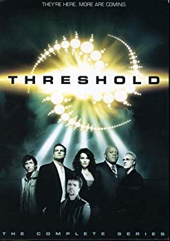 【中古】(未使用・未開封品)　Threshold: The Complete Series [DVD] [Import] gsx453j