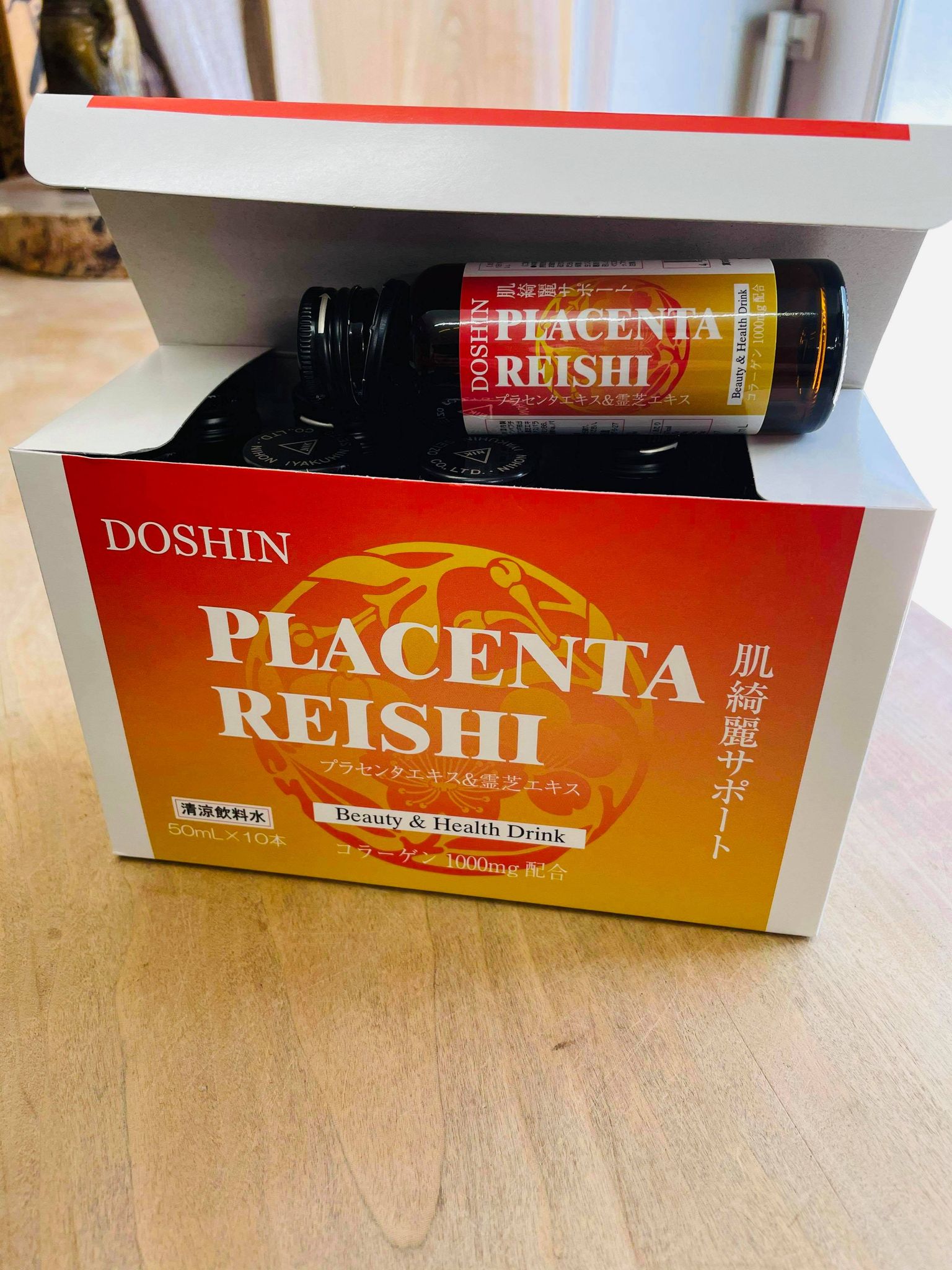 元気 栄養補給　疲労 ビタミン配合　美肌　清涼飲料水　飲みやすい　送料無料　Placenta Reishi プラセンタエキス＆霊芝エキス　10日分　1ケース10本入り