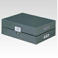 ●鍵付きなので安心です。●入数：1個●規格：A4判●外寸：幅273×奥364×高121mm●内寸：幅246×奥335×高59mm●材質：スチール合成樹脂焼付塗装●鍵付●JANコード：4902205901501※商品コード：05155