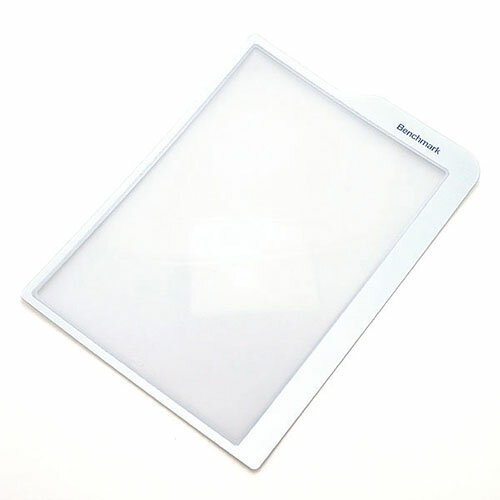 伊東屋　ベンチマーク カードレンズ　新聞レンズ