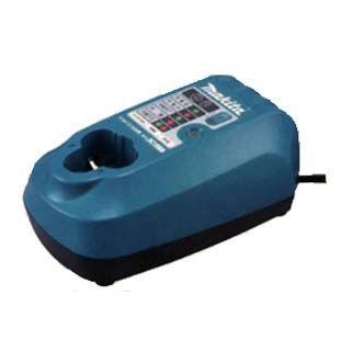 マキタ　適応充電器 DC10WA[JPADC10WA] 7.2/10.8V 充電時間：30分