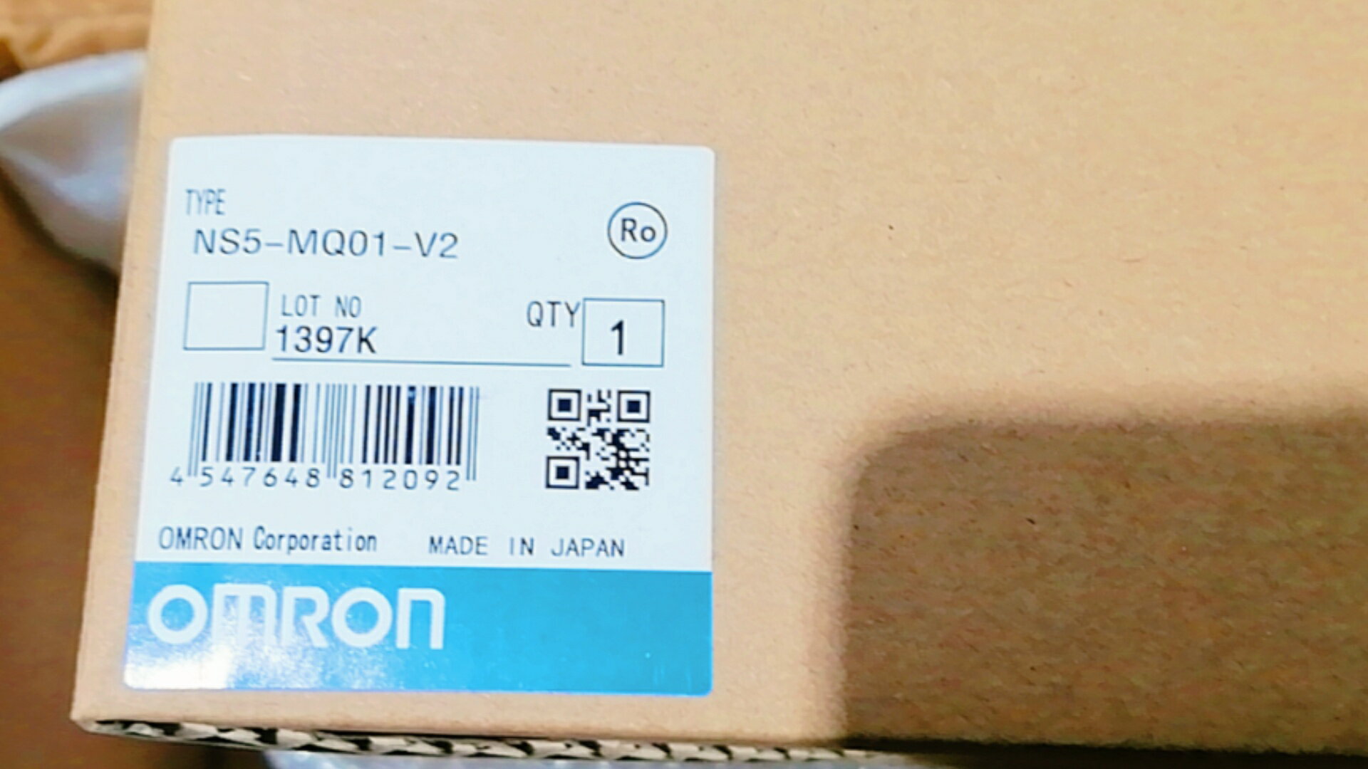Rakuten - 【新品 東京発 ★適格請求書発行可★】 OMRON タッチパネル NS5-MQ01-V2 【6ヶ月保証】