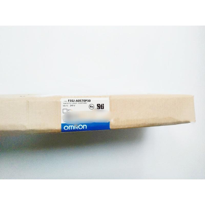 Rakuten - 【新品 東京発 ★適格請求書発行可】★OMRON オムロンF3SJ-A0570P30用セーフティライトカーテン【6ヶ月保証】