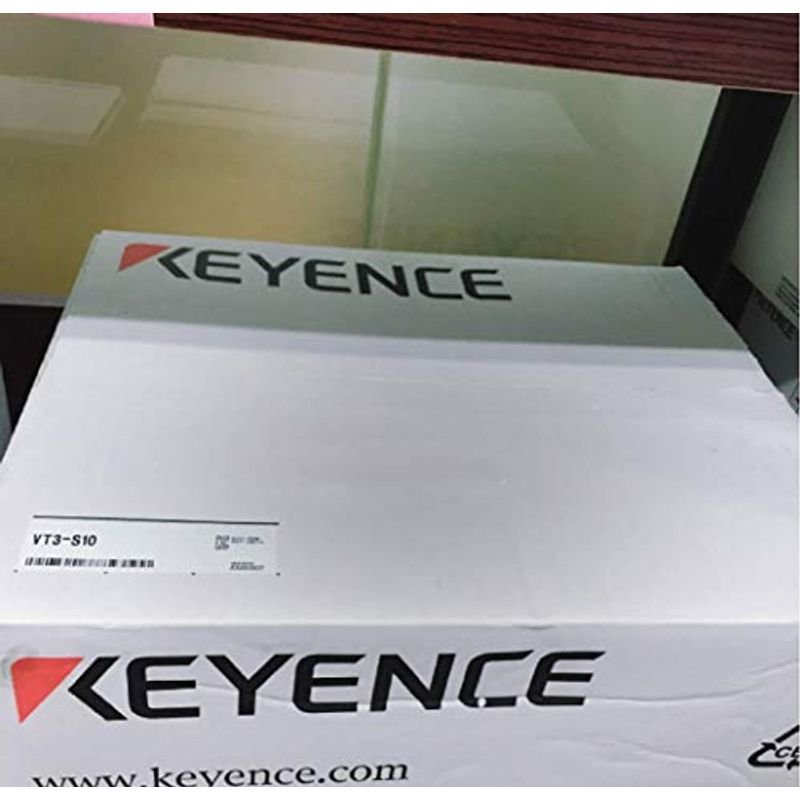 【新品 東京発 ★適格請求書発行可★】キーエンス 10型 TFTカラー タッチパネル VT3-S10【6ヶ月保証】