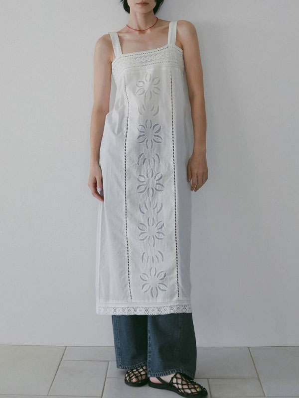 Rakuten - 【即納】 アンヌーク anuke 2026springsummer ワンピース Patchwork Lace Onepiece パッチワークレースワンピース キャミソール マキシ丈 刺繍 26春夏 62610304