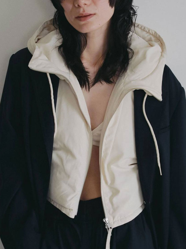 ポイント5%付与中 アンヌーク anuke 2026Prefall アウター Hooded Down Vest 9月中旬〜10月上旬予約 フーデッドダウンベスト ショート丈 ノースリーブ 26秋冬 62620101