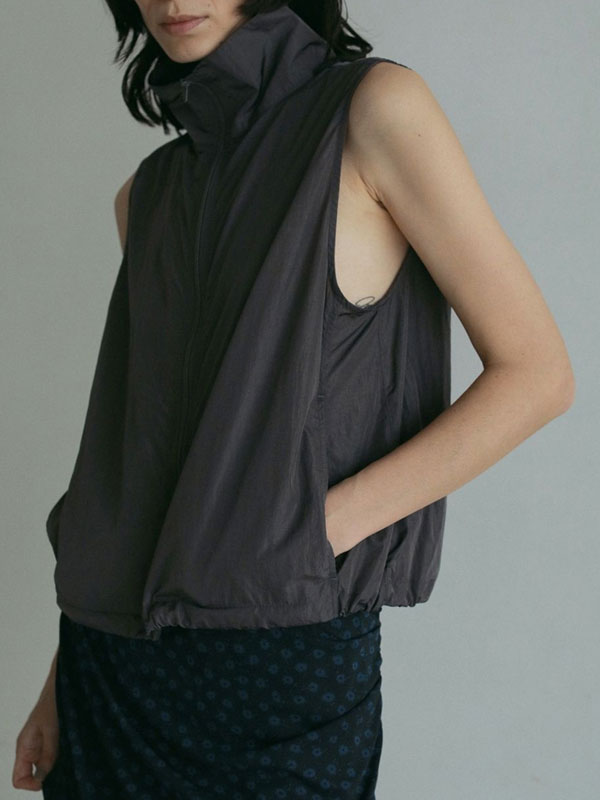 アンヌーク anuke 2026SpringSummer アウター Nylon Sleeveless Blouson 5月中旬〜6月上旬予約 ナイロンスリーブレスブルゾン ノースリーブ 羽織 トップス 26春夏 62510202(4)