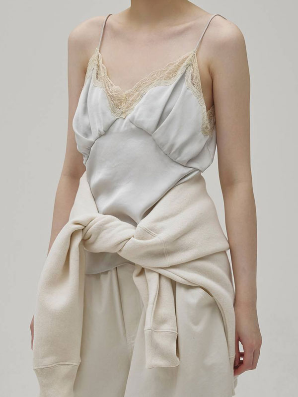【予約販売】トゥデイフル TODAYFUL 2026Prefall トップス Satin Lace Camisole 6月中旬～7月上旬予約 サテンレースキャミソール キャミ ミドル丈 サテン 12611027 12610722 12610317 12610431 26秋冬