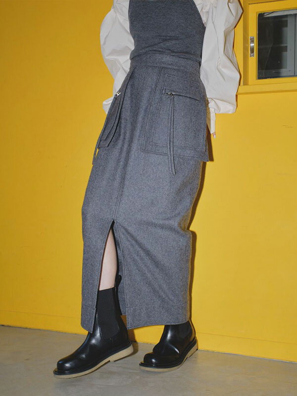 美品　トゥデイフル 2.2万円 ベロア タイト ロング スカート　洗える　黒 美品 トゥデイフル 2.2万円 ベロア タイト ロング スカート 洗える 黒