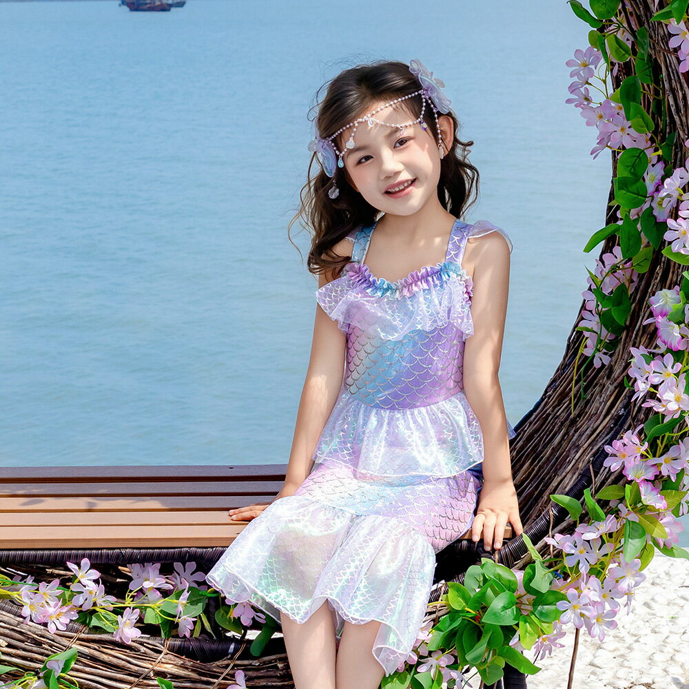 Rakuten - キッズ水着 子供水着人魚姫 コスプレ 人魚水着 マーメイド水着セパレート ビキニ水着 セパレートスカート ジュニア 女の子 水着 キッズ ガールズ 子ども用 プール水着 みずぎ 水泳キャップ髪飾り 4点 セット子供 水着 女児用水着 人魚 水着 ガールズ水着100-150