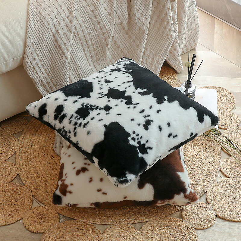 クッションカバー 45×45cm 北欧 冬 暖かい座布団カバー 洗える クッションカバー 50×50 背当て おしゃれ 北欧 かわいい 乳牛デザイン 洗える あったか カバー 無地 シンプル 起毛 ピロー 正方形 秋 冬 リビング 寝室 ボア 北欧 在宅勤務 正方形 四角 プレゼント ギフト [3]