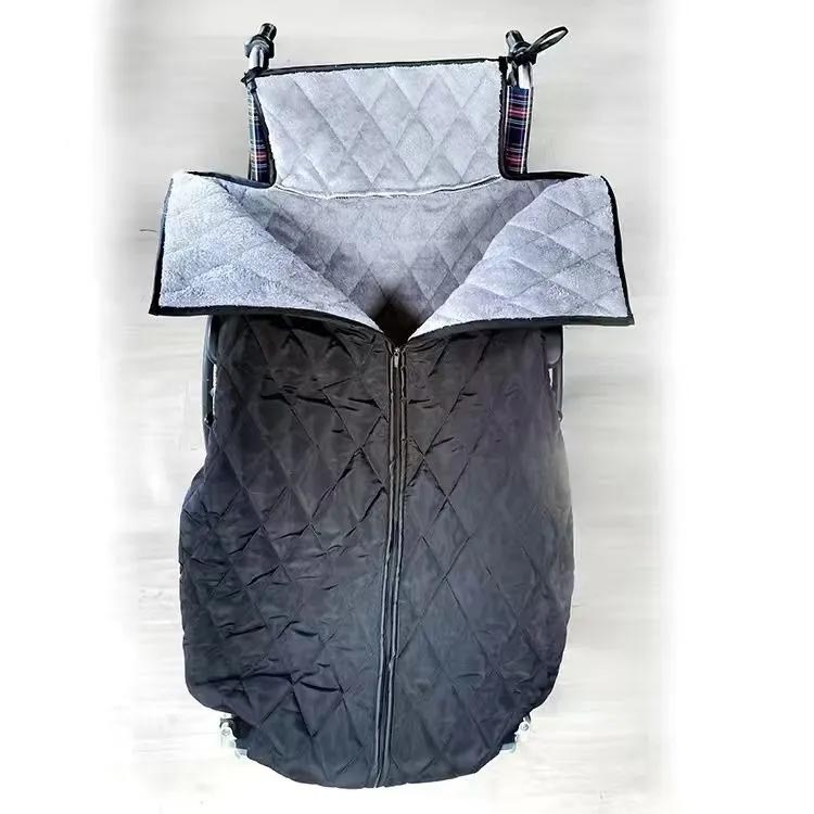 裏起毛 大判 毛布 車いす ブランケット 冷え対策 足元 温かい ひざ掛け 膝掛け ひざかけ 車イス 車椅子 簡単装着 ふわふわ 足暖袋 車椅子用 着る毛布 冷え防止 寒さ対策 防風 撥水加工 ファスナー アウトドア ひざ掛け オフィス 車 防災 介護 暖かい