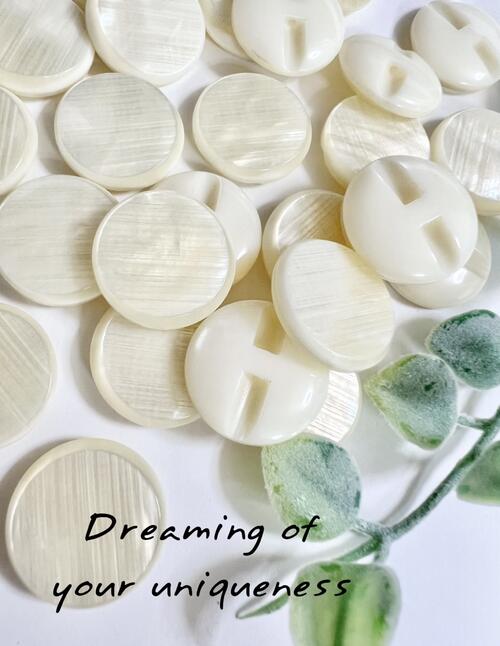 白蝶貝風ボタン　白ボタン　50個入り 外径18mm #73