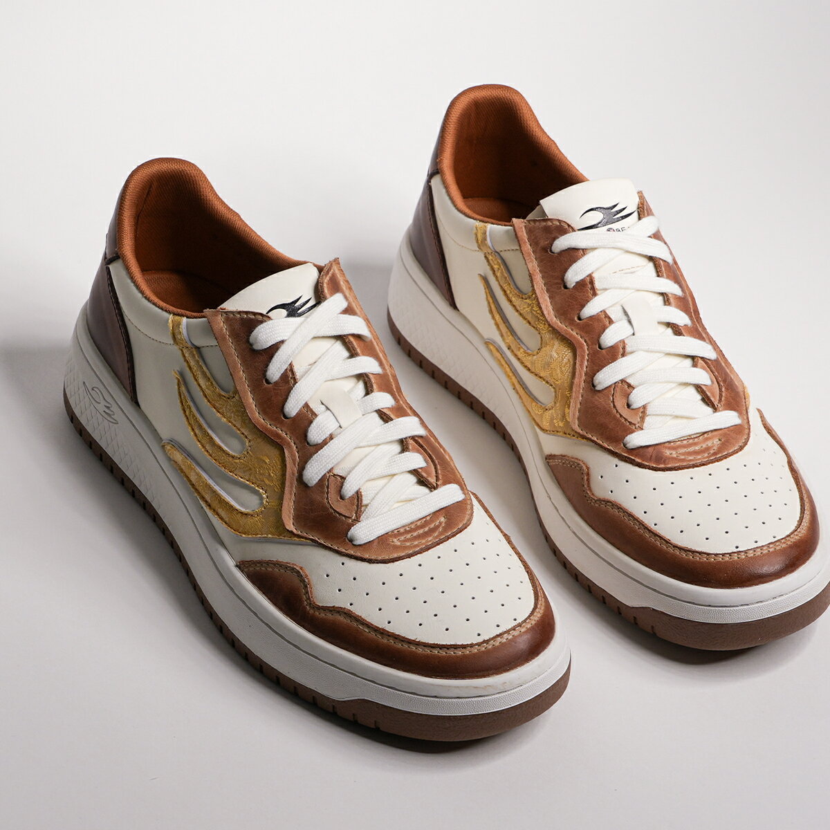 ドラゴンベアード【公式ショップ】【DB 1202 Den WHT/BRN-JP】NEW ファッション スニーカー メンズファッション 履き心地いい ストリートフ...