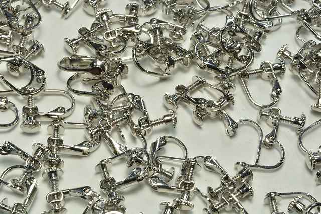 乐天商城 - ビーズクラブ イヤリング ネジバネ式 カン無 銀 10個 15mm ピアス イヤリング アクセサリーパーツ E-006