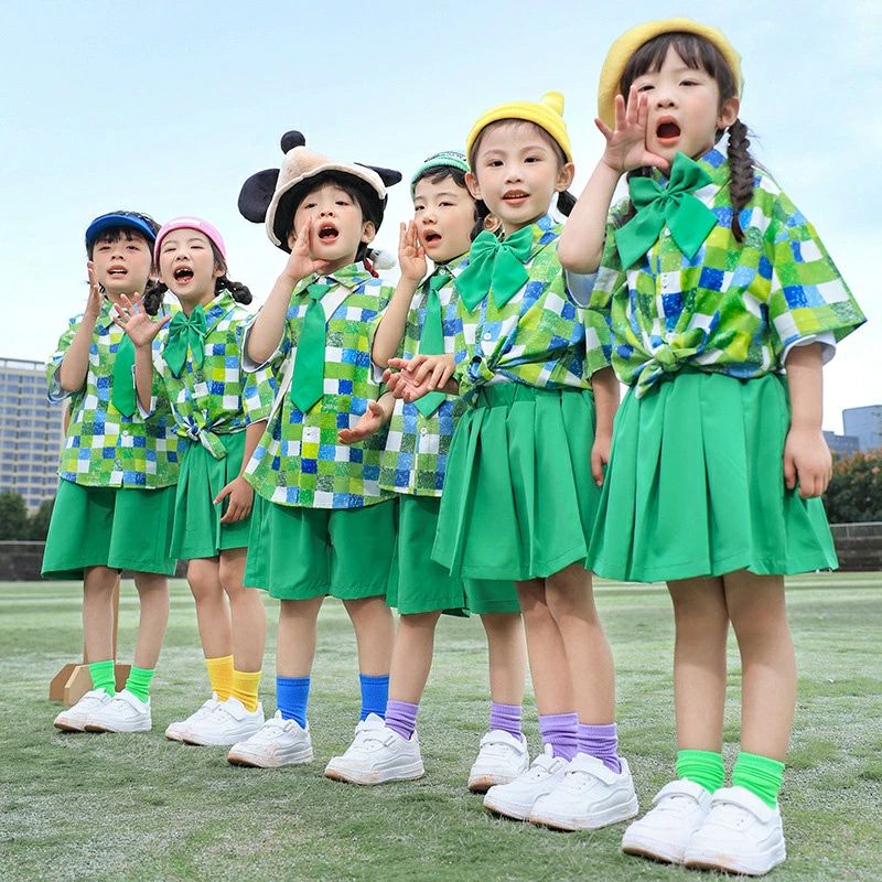 子供服 ヒップホップ グリーン ダンス衣装 キッズ 半袖シャツ 短パン スカート 女の子 男の子 ステージ衣装 セットアップ 可愛い 遊戯会 ストリート ダンスウェア 団体 演出服 派手 発表会 応援 練習着 k-pop jazz 韓国 カジュアル