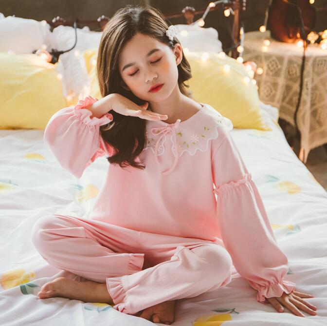プリンセ ルームウェア 薄手 子供 長袖パジャマ 部屋着 長袖 冬 おしゃれ ジュニア かわいい裾フリル ..