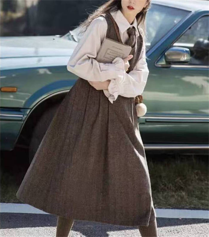 ジャンパースカート サロペット ワンピース レディース 新作 Vネック ベストワンピース ノースリーブ ラシャ 秋 冬 ロングワンピース ロング タンクワンピース サロペットワンピース 体型カバー お洒落 ゆったり 着痩せ 重ね着 レイヤード 通勤 OL レトロ カジュアル