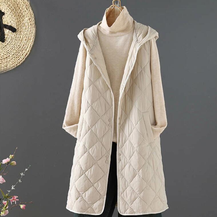 ロングベスト ダウンベスト レディース 中綿ベスト ライトアウター 前開き 秋冬 キルティング トップス 羽織り 厚手 防寒 量軽 ノースリーブ ポケット付き 通勤 通学 韓国風 レイヤード 重ね着 ゆったり 柔らか ふわふわ カジュアル