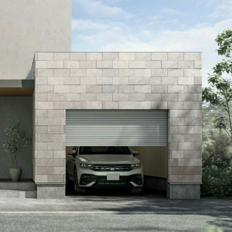 ご注文の前に必ずお読みください。 商品に関するご相談お問合わせ ☆商品に関するご相談・お問い合わせ☆LIXIL/TOSTEM お客さま相談センター TEL. 0120-126-001 FAX. 03-3638-8447 受付時間 月〜金 9:00〜18:00 土日祝日 9:00〜17:00 ※ゴールデンウィーク/夏季休暇/年末年始を除く ★ご注文に関する相談・お問い合わせ★ リフォームおたすけDIY メール. info@dreamotasuke.co.jp　FAX. 0799-64-1111 ※土日祝/ゴールデンウィーク/夏季休暇/年末年始を除く シリーズ LIXIL/トステム ガレージシャッター その他商品に関する事項 商品画像はイメージです。実物と異なる場合がありますので、ご注意ください 正確なお色の確認にはお近くのリクシルショールーム等でカラーサンプルの確認をおすすめいたします。 お支払方法 銀行、郵便局、クレジットなど オプション選択項目の増減金額、送料の変更等は自動計算、自動送信メールには反映されません。 受注承諾メールを必ずお送りしておりますので、必ずそちらで確定金額をご確認ください。 納期、在庫に関する事項 納期は仕様により異なりますのでお急ぎの場合はお問合わせください 納期を確認後、出荷予定日をメールにてご連絡します。 配送に関する事項 時間指定・土日祝配送が不可となります。 北海道、沖縄を含む離島、遠隔地は送料が別途必要となる場合があります。 お届け先前まで4トンロングトラックの通行可能なことが条件となります。 条件に合わない場合、2トントラックでの引渡し（有料）もしくは、4トンロングトラックの通行可能な場所でのお渡しとなります。 ※配送エリアにより2t車指定対応不可の場合もあるため、その場合は改めてご連絡いたします。商品は軒先（地上階）下ろしでのお引渡しとなります。 配送当日の1時間ほど前にドライバーよりご連絡を致しますが、お電話に出られない等で不在扱いとなった場合は再配達料金が発生することがあります。 基本的に平日、月〜金の9：00〜17：00頃の間でお届け致します。 1便で多種混載して各地にお届けしますので時間指定は不可となります。 配送先が離島の場合、本島の港まで（港止め）の配送となります。 大変お手数ですが離島にお住まいの場合、船会社のお手配・船運賃のお見積もりはお客様の方で行っていただく必要があります。 離島の他ごく一部、配送のできない地域があります。（三重県・和歌山県の南沿岸部ほか） 該当地域への配送にはチャーター料金（+45,000円〜）が発生します。 少しでも快適にご利用いただけるよう、発注前に必ず発注担当よりお電話にてご説明、ご確認をしてから手配をしています。 当店営業時間内で必ずお話ができるお電話番号（携帯番号やお勤め先お電話番号など）をお知らせください。 配送には保険を適用しております。保険適用条件内のお届けから3日以内に開梱の上、検品をお願いいたします。 お届け状態に関する事項 工場出荷状態となる為、現地で組立が必要となります。 その他注意事項 確定金額は注文承諾メールにてお知らせいたしますので、必ずご確認ください。 オプション選択項目の増減金額、送料等は自動計算自動返信メールには反映されませんのでご注意ください。 当商品はお客様からのご注文後にメーカー発注しております。 メーカー手配後の商品の変更、キャンセルはできませんのでご注意ください。 ※メーカー手配前（注文確定前）の変更、キャンセルは可能です。 ※お届け時の商品間違い、商品破損については商品代替えのみの対応となり、いかなる原因だとしても二次的な被害の保証は一切承っておりませんのでご理解の上でのご購入をお願いします。 また、不具合商品を一度取付されますと、取付時の不具合とみなされますので絶対に不具合品の取付は行わないでください。【商品情報】 シリーズ名：ガレージシャッター 駆動方式：電動 取付位置：内部付木造用躯体直付 仕様：単窓 シャッターW寸法：2301〜2700mm シャッターH寸法：2001〜2500mm 【シリーズ情報】 LIXIL/リクシルのガレージシャッターをお安いお値打ち価格を心掛けて販売しております。 ガレージを単に車を置いておくだけの空間や物置代わりにしたくないですよね。LIXILのガレージシャッターは、そんな創造的空間を考えたい人に満足していただけるシャッターです。 アルミ玄関やエクステリア関連商品のカラーと同一色を取り揃えてありますので、皆さまのニーズに忠実な空間提案が可能になりました。 外観を損なわないシンプルで美しいおしゃれなデザイン。開閉音が静かで風によるガタツキ音も抑えています。 住まいの防犯性や快適さを向上させることができます。ご家族の安心や住まいの快適さにこだわる方に、ぜひおすすめです。 オプションで換気孔付きスラット仕様をご用意しております。換気孔を取付けることで、ガレージ内に風と光を取り入れる事ができます。