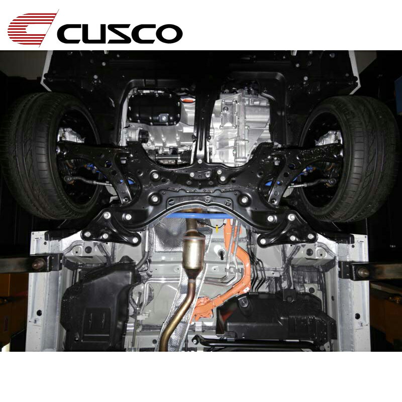 ヴォクシーハイブリッド スタビライザー ZWR80G 2014.01-2022.01 フロント用 CUSCO(クスコ) 975 311 A28
