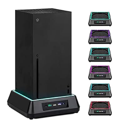 Xbox Series X 用冷却ファン スタンド XboxシリーズXのみ対応 超低ノイズ & 6色RGBライト付き & 3段階速度調整可能 & 3つの予備USBポート （データ送信の機能付き） Xbox Series Xファン アクセサリー ブラック（Black）ブランドRGEEK色ブラック(Black)モデル商品説明【3速調整可能冷却ファン】：Xbox Series Xの高速冷却ファンは、独立したタッチスイッチで3段階（1800/2000 / 2200RPM）に調整できます。 3つのLEDの色は、さまざまなファン速度、緑-高速、青-中速、オレンジ-低速、消灯は停止を意味します。 さまざまなニーズを満たすための3つのファン速度。【ファンがリニューアルして、騒音を大幅に低減】：ファン速度は1800?2200RPMで、騒音を最小限に抑えることを前提に風量を最大化しています。 垂直風路は、本体の空気の流れに合わせて特別に設計されており、風力はファンの底部の4つの風路口を通じて、下から上へスムーズに放熱されます。【6色LEDライト】：独特のRGBランプ設計で、多種の色を変えることができ、6色の単色と1色の混合色を含む複数の色があり、Xbox Series Xゲームのために独特な雰囲気感を醸し出すことができます。独立したタッチスイッチが付いており、いつでもカラー変更またはオン/オフできます。【追加の3つのUSBポートと使用簡単】：冷却ファンは3つののUSBポートを提供します。 青いポート（（データ送信の機能付き））はデータ転送をサポートし、他の2つの白いポート（USB2.0）は充電のみをサポートします。 このファンは非常に使いやすく、コンソールの底に置いてXBOXコンソールの後部のUSBポートを通じて電力を供給するだけです。【より効率的なファン冷却システム】：Xbox Series Xコンソール用に特別に設計された冷却ファン。 この冷却ファンには高速ファンが内蔵されており、コンソール内の熱気を上面と側面からすばやく排出します。 コンソールの温度をより効果的に下げ、寿命を延ばします。無