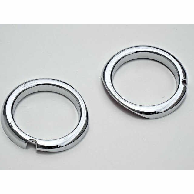 三菱　アウトランダー GF系 GG　ガソリン車用（2015年-2021年）メッキ フォグライトリング フォグランプ　フォグ　リング　リム ガーニッシュ ライト 　カバー　枠