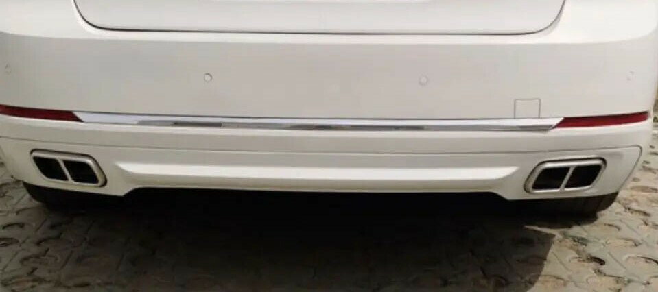 BMW　　F01 　F02 　F04　　7シリーズ　　　4本出しルック　　 マフラーカッター カバー　　マフラー　..