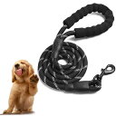 快適なパッド付きハンドルと反射性の高い5 FTの強力な犬用リード の犬をサポート（ブラック）