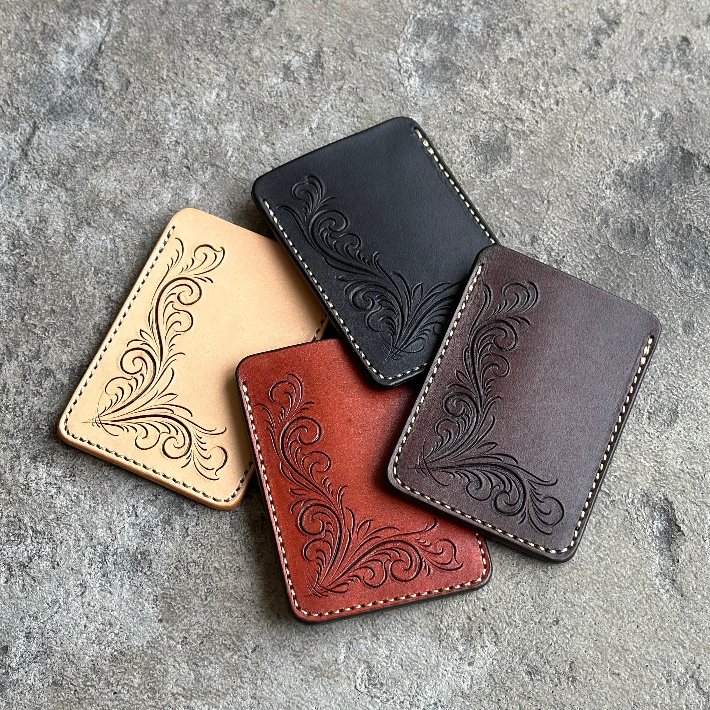 パスケースNEO フリーカット kpc074 カウハイド 牛革 レザー メンズ レディース 定期入れ 電車通勤 ギ..