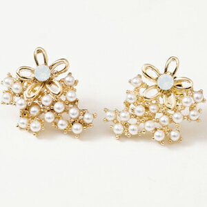 【soo】タイニー パール ＆ フラワー ピアス