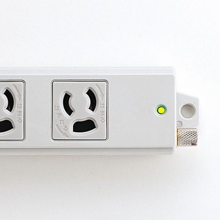 【代引不可】電源タップ 3P 4個口 5m 変換アダプタ付 抜け止めタップ コンセントタップ マグネット 通電ランプ アース端子 二重絶縁ケーブル サンワサプライ TAP-5431MGN2-5