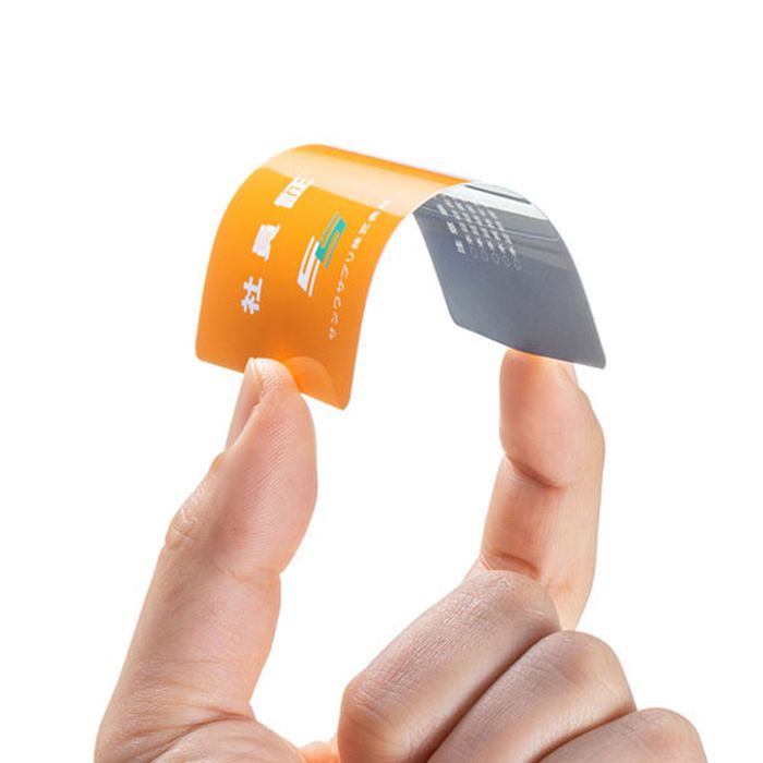 スマホカバー専門店 ドレスマの【沖縄・離島配送不可】【代引不可】インクジェット用 IDカード 穴なし 100シート/200カード入 プラカードタイプ 超厚手 0.4mm 耐水性 両面印刷可能 名刺 会員証 診察券 サンワサプライ JP-ID03N-100｜アングル3