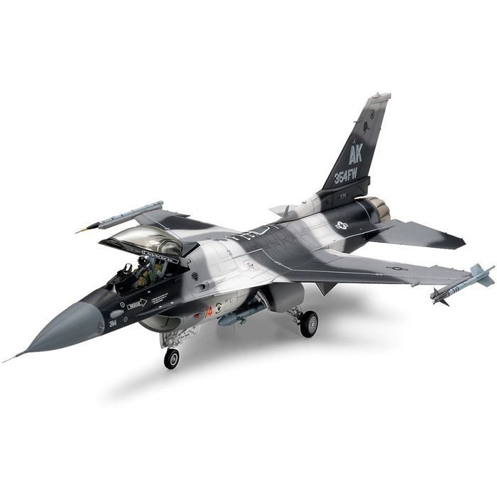 1/48 F-16C/N�֥�����å���/���ɥС����꡼�� ���ߥ� 61106