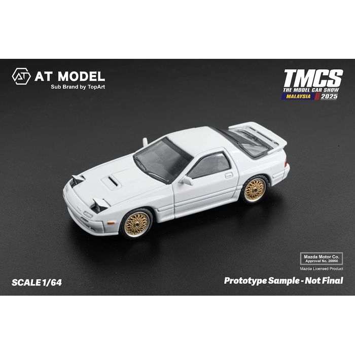 AT MODEL 1/64 マツダ RX7 FC3S infini ホワイト / Gold Wheel フリースタイル AT64005