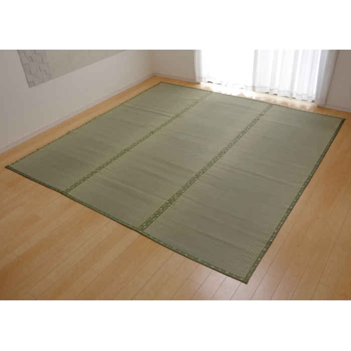 352 cm X 440 cm - 【沖縄・離島配送不可】【代引不可】い草 上敷きカーペット ござ 本間10畳 約477×382cm 熊本県八代産い草使用 畳の日焼けや汚れ防止に 空気浄化 調湿 消臭 抗菌防臭 両面 コンパクト収納 市松織 不知火 純国産 日本製 IKEHIKO 6300189