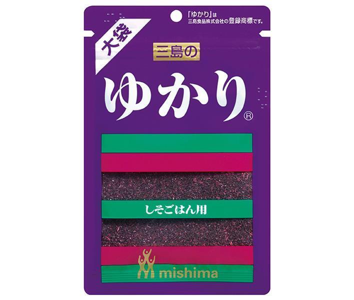 JANコード:4902773001215 原材料 塩蔵赤しそ(赤しそ(中国、日本)、食塩、梅酢)、食塩、砂糖/調味料(アミノ酸等)、酸味料 栄養成分 (1g当たり)エネルギー2kcal　たんぱく質0.09g　脂質0.02g　炭水化物0.36g　食塩相当量0.48g 内容 カテゴリ:一般食品、 調味料、袋サイズ:165以下(g,ml) 賞味期間 (メーカー製造日より)12ヶ月 名称 赤しそふりかけ 保存方法 直射日光、高温多湿を避けてください。 備考 製造者:三島食品株式会社広島市中区南吉島2-1-53 ※当店で取り扱いの商品は様々な用途でご利用いただけます。 御歳暮 御中元 お正月 御年賀 母の日 父の日 残暑御見舞 暑中御見舞 寒中御見舞 陣中御見舞 敬老の日 快気祝い 志 進物 内祝 %D御祝 結婚式 引き出物 出産御祝 新築御祝 開店御祝 贈答品 贈物 粗品 新年会 忘年会 二次会 展示会 文化祭 夏祭り 祭り 婦人会 %Dこども会 イベント 記念品 景品 御礼 御見舞 御供え クリスマス バレンタインデー ホワイトデー お花見 ひな祭り こどもの日 %Dギフト プレゼント 新生活 運動会 スポーツ マラソン 受験 パーティー バースデー 類似商品はこちら三島食品 三島のゆかり 大袋 51g×10袋入3,423円三島食品 三島のゆかり 22g×10袋入｜ 送2,073円三島食品 三島のゆかり 22g×10袋入｜ ふ1,674円三島食品 三島のゆかり 22g×10袋入×｜ 3,380円三島食品 三島のゆかり 200g×2袋入｜ ふ2,004円三島食品 三島のゆかり 200g×1袋入｜ 送1,617円三島食品 三島のゆかり 200g×1袋入｜ ふ1,218円三島食品 三島のゆかり 200g×1袋入×｜ 2,468円三島食品 ゆかり 梅入り 大袋 45g×10袋5,972円新着商品はこちら2024/5/18伊藤園 お～いお茶 緑茶 330ml紙パック×2,309円2024/5/18伊藤園 お～いお茶 緑茶 330ml紙パック×3,851円2024/5/18スジャータ アサイーブレンド 1000ml紙パ3,073円ショップトップ&nbsp;&gt;&nbsp;カテゴリトップ&nbsp;&gt;&nbsp;2ケース&nbsp;&gt;&nbsp;一般食品&nbsp;&gt;&nbsp;ふりかけショップトップ&nbsp;&gt;&nbsp;カテゴリトップ&nbsp;&gt;&nbsp;2ケース&nbsp;&gt;&nbsp;一般食品&nbsp;&gt;&nbsp;ふりかけ2024/05/18 更新 類似商品はこちら三島食品 三島のゆかり 大袋 51g×10袋入3,423円三島食品 三島のゆかり 22g×10袋入｜ 送2,073円三島食品 三島のゆかり 22g×10袋入｜ ふ1,674円新着商品はこちら2024/5/18伊藤園 お～いお茶 緑茶 330ml紙パック×2,309円2024/5/18伊藤園 お～いお茶 緑茶 330ml紙パック×3,851円2024/5/18スジャータ アサイーブレンド 1000ml紙パ3,073円