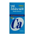 商　　品　　特　　徴 ●骨がもろくなるのを防ぎ、骨や歯の発育を促すカルシウム剤です。 &nbsp;&nbsp;妊娠・授乳期・発育期・老年期の方のカルシウム補給に適しています。 ●15錠（成人1日量）で645mgのカルシウムがとれます。 ●飲みやすい小さな錠剤（直径7mm）で、お子様からお年寄りの方まで服用できます。 成分 15錠（成人1日服用量）中 リン酸水素カルシウム 2550mg 乳酸カルシウム 150mg クエン酸カルシウム 150mg （カルシウムとして645mg） 効果効能 次の場合のカルシウムの補給：妊娠・授乳期、老年期、発育期 容量 1800錠 メーカー名 ワダカルシウム製薬株式会社 用法・用量 成人（15歳以上） 5錠 3回 8歳以上15歳未満 3錠 3回 5歳以上8歳未満 2錠 3回 5歳未満 服用しないこと　