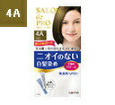 ■サロンドプロ 無香料ヘアカラー 早染めクリーム製品特徴ニオイも香りもない無香料タイプ。※頭皮や肌についた場合、反応臭がすることがあります。ファッションカラー感覚で選ぶ、早染めタイプの女性用白髪染めです。お部屋やお風呂場にニオイがこもらないので、快適に使用でき、髪にもニオイが残りません。髪にやさしい4つの成分(高分子シルクプロテイン、ローヤルゼリーエキス、天然オリーブオイル、植物性プロテイン)を配合。放置時間15分の早染めで、しっかりときれいに染め上がり、しっとりとツヤツヤな髪に仕上げます。生え際・分け目もしっかり染まり、部分染めなら2-3回使えます。のびの良いクリームタイプ。■使用方法ご使用の際は、必ず使用説明書をよく読んで正しくお使いください。1、1剤と2剤を同量出し、混ぜ合わせます。2、乾いた髪にコームブラシでムラなく塗ります。3、15分ほど放置後、よくすすぎ、シャンプー・リンスで仕上ます。■使用上の注意●ご使用の際は、必ず取扱説明書をよく読んで正しくお使い下さい。●ヘアカラーはまれに重いアレルギー反応をおこすことがあります。●次の方は使用しないで下さい。・今までに本品に限らずヘアカラーでかぶれたことのある方。・今までに染毛中または直後に気分の悪くなったことのある方。・頭皮あるいは皮膚が過敏な状態になっている方。(病中、病後の回復期、生理時、妊娠中等)・頭、顔、首筋にはれもの、傷、皮膚病がある方。●ご使用の際には使用説明書にしたがい、毎回必ず染毛の48時間前に皮膚アレルギー試験(パッチテスト)をして下さい。●薬剤や洗髪時の洗い液が目に入らないようにしてください。●眉毛、まつ毛には使用しないでください。●幼小児の手の届かないところに保管してください。●高温や直射日光を避けて保管してください。●ヘアカラーの匂いがありません。お子様が誤って口に入れないようにご注意ください。※幼小児には使用しないでください。※残った混合クリームは効果がありませんので、必ず捨ててください。■ご注意●仕上がりはもとの髪色、白髪の量、髪質、室温、放置時間等により異なります。●白髪の量が多めの方はカラーガイドよりも明るめに、少なめの方は暗めに仕上がります。●すでに暗めの色で染めてある髪は、その色より明るく染め変えることは困難です。■成分●Sヘアカラー1剤有効成分：パラアミノフェノール、パラアミノオルトクレゾール、レゾルシンその他の成分：1・3-ブチレングリコール、DL-リンゴ酸ナトリウム、L-アスコルビン酸、エタノール、オリブ油、カンゾウエキス、グリチルリチン酸ジカリウム、ジエチレントリアミン五酢酸五ナトリウム液、ジブチルヒドロキシトルエン、セタノール、ポリエチレングリコール200、ポリオキシエチレンステアリルエーテル、ポリ塩化ジメチルメチレンピペリジニウム液、モノエタノールアミン、ローヤルゼリーエキス、亜硫酸ナトリウム(無水)、塩化ステアリルトリメチルアンモニウム、加水分解シルク液、常水、水酸化カルシウム、精製水、大豆たん白加水分解物、濃グリセリン、流動パラフィン、硫酸マグネシウム●CXクリーム 2剤有効成分：過酸化水素その他の成分：ジエチレングリコールモノエチルエーテル、ステアリルアルコール、セタノール、ヒドロキシエタンジホスホン酸液、フェノキシエタノール、ポリエチレングリコール400、ポリオキシエチレンセチルエーテル、リン酸、リン酸水素二ナトリウム、精製水、流動パラフィン■お問い合わせ先こちらの商品につきましては、当店(ドラッグピュア）または下記へお願いします。株式会社ダリヤ462-0847 愛知県名古屋市金城3-10-18TEL:0120-57-2152平日 9:00-17:00（土日祝除く） 広告文責：株式会社ドラッグピュア作成：201509SN神戸市北区鈴蘭台北町1丁目1-11-103TEL:0120-093-849製造・販売元：株式会社ダリヤ区分：医薬部外品・日本製 ■ 関連商品ダリヤお取扱い商品サロンドプロシリーズメンズサロンドプロシリーズ