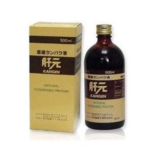 ◆商品説明「サンヘルス　肝元 500ml」は、動物性タンパク質を原料に、独自の酵素分解法で作られた脂肪分ゼロの濃縮タンパク液です。3種類のアミノ酸から構成されたシステインペプチドが含まれています。液体なので、身体に負担をかけずに、良質の動物性タンバク質を摂取する事ができます。毎日の健康維持にお役立てください。 商品名肝元 内容量500ml メーカー名サンヘルス 素材・原材料・成分コラーゲン分解物、還元麦芽糖、果糖、酵母エキス、キダチアロエエキス、サイクロデキストリン、V.C、香料、メチオニン、アルギニン、保存料(安息香酸Na、V.B1、V.B2、V.B6 お召し上がり方冷蔵庫で冷やしておいて、そのままお飲みください。水で薄めてお飲みいただいても結構です。ひとつの目安として1日30&#12316;40mlをお飲みください。 保存方法高温・多湿及び直射日光を避けて保管してください。 ご注意下記をご参照ください。 その他■栄養成分表(500mlあたり) エネルギー　900kcal、タンパク質　200g、脂質　0g、炭水化物　25g、Na36mg、L-メチオニン　2.8g、L-アルギニン　0.7g、ビタミンB1　5&#12316;25mg、ビタミンB2　13mg、ビタミンB6　13mg、ビタミンC　4&#12316;14g、酵母エキス(酵母タンパク含有)　5g 賞味期限パッケージまたはラベルに記載 【お問い合わせ先】 こちらの商品につきましては、 当店(ドラッグピュア）または下記へお願いします。 製造販売：株式会社サンヘルス 〒104-0031 東京都中央区京橋1丁目1番9号 西勘本店ビル 電話：03-3271-8381 広告文責：株式会社ドラッグピュア 作成：201905MK 神戸市北区鈴蘭台北町1丁目1-11-103 TEL:0120-093-849 製造販売：株式会社サンヘルス 区分：健康食品 ■ 関連商品 株式会社サンヘルス お取扱い商品 L-アルギニン 関連 シリーズ