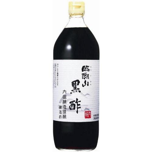 ■製品特徴酸味がやわらかく、飲みやすい黒酢です。自然な米の甘みと食欲を刺激する豊かな香りが特長のお料理にも使いやすい黒酢です。■内容量900ml■原材料米■栄養成分表示（大さじ1杯15mlあたり）熱 量：16kcalたんぱく質：0.1g脂質：0g炭水化物：3.3g 食塩相当量：0.006g（表示値は目安です）■使用方法飲用時：本品1に、水3&#12316;4、蜂蜜をお好みの量加えてお召し上がりください。厚揚げ　黒酢しょうゆだれ（2人分）【材料】・厚揚げ：1枚（200g）・サラダ油：少々・ねぎ、かつお節：適量≪黒酢しょうゆだれ≫・臨醐山黒酢：大さじ2・しょうゆ：大さじ2・みりん：小さじ1〜2【調理】（1）厚揚げを湯通しし、水分をキッチンペーパーで拭き取る（2）熱したフライパンに油をひき、厚揚げを焼いて皿に移す（3）フライパンに残った油をふき取り、≪黒酢しょうゆだれ≫の材料を入れ弱火で煮詰める（4）盛り付けたら出来上がり■注意事項直射日光を避けて保存してください。開栓後要冷蔵。【お問い合わせ先】こちらの商品につきましての質問や相談は、当店(ドラッグピュア）または下記へお願いします。内堀醸造 株式会社〒505-0303 岐阜県加茂郡八百津町伊岐津志437-5電話：0120-66-1128（受付時間：8:00 〜 17:00　土・日・祝日を除く）広告文責：株式会社ドラッグピュア作成：201908YK神戸市北区鈴蘭台北町1丁目1-11-103TEL:0120-093-849製造販売：内堀醸造 株式会社区分：食品・日本文責：登録販売者 松田誠司■ 関連商品米黒酢関連商品内堀醸造 株式会社お取り扱い商品