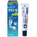 【商品説明】「ラミシールATクリーム 10g」は、1日1回で効く、水虫・たむし用薬です。有効成分である「テルビナフィン塩酸塩」の優れた殺真菌作用と角質層への浸透力は、1日1回の塗布で薬剤が患部に留まり、かゆみや痛みなどを引き起こす水虫・たむしに持続的に効果を発揮し、症状を治していきます。べとつかない、サラッとした使いごこちのよいクリームです。びらん(ジュクジュク)型の患部にお勧めします。 【効果・効能】みずむし、いんきんたむし、ぜにたむし 【剤型】 クリーム剤【使用上の注意】●してはいけないこと(守らないと現在の症状が悪化したり、副作用が起こりやくなる)1.次の人は使用しないこと本剤または本剤の成分により、アレルギー症状を起こしたことがある人2.次の部位には使用しないこと(1)目や目の周囲、顔面、粘膜(例えば口腔、鼻腔、膣など)、陰のう、外陰部など(2)湿疹(3)湿潤、ただれ、亀裂や外傷のひどい患部●相談すること 1.次の人は使用前に医師又は薬剤師に相談してください(1)医師の治療を受けている人(2)妊婦又は妊娠している可能性のある人(3)乳幼児(4)本人又は家族がアレルギー体質の人(5)患部が顔面又は広範囲の人(6)患部が化膿している人(7)「湿疹」か「みずむし、いんきんたむし、ぜにたむし」かがはっきりしない人(陰のうにかゆみ・ただれ等の症状がある場合は、湿疹等他の原因による場合が多い。)2.次の場合は、直ちに使用を中止し、この説明文書を持って医師又は薬剤師に相談してください(1)使用後、次の症状があらわれた場合皮ふ：かぶれ、刺激感、熱感、鱗屑・落屑(フケ、アカのような皮ふのはがれ)、ただれ、乾燥・つっぱり感、皮ふの亀裂、いたみ、色素沈着、発疹・発赤*、かゆみ*、はれ*、じんましん**全身に発現することがあります。(2)2週間位使用しても症状が良くならない場合や、本剤の使用により症状が悪化した場合 【用法容量】1日1回、適量を患部に塗布してください【用法・用量に関連する注意】(1)定められた用法を厳守すること。(2)目に入らないよう注意すること。万一目に入った場合には、すぐに水又はぬるま湯で洗い、直ちに眼科医の診療を受けること。(3)小児に使用させる場合には、保護者の指導監督のもとに使用させること。(4)外用にのみ使用すること。【成分・分量】1g中テルビナフィン塩酸塩：10mg添加物：セタノール、ステアリルアルコール、パルミチン酸セチル、ミリスチン酸イソプロピル、モノステアリン酸ソルビタン、ポリソルベート60、ベンジルアルコール、pH調節剤 【保管および取扱い上の注意】(1)直射日光の当たらない湿気の少ない涼しい所に密栓して保管してください。(2)小児の手の届かない所に保管してください。(3)他の容器に入れ替えないでください。(誤用の原因になったり品質が変わる。)(4)使用期限をすぎた製品は使用しないでください。なお、使用期限内であっても開封後は品質保持の点からなるべく早く使用してください。広告文責：株式会社ドラッグピュア作成：201405ST神戸市北区鈴蘭台北町1丁目1-11-103TEL:0120-093-849製造販売：グラクソ・スミスクライン・コンシューマー・ヘルスケア・ジャパン株式会社お問い合わせ先：お客様相談室：03-5786-6315受付時間：9：00-17：00（土，日，祝日を除く）販売会社：ノバルティスファーマ株式会社106-8618東京都港区西麻布4-17-30電話：03(5766)2615受付時間：9：00-17：00区分：指定第2類医薬品登録販売者：松田誠司 ■ 関連商品 水虫薬ノバルティスファーマ株式会社お取扱商品