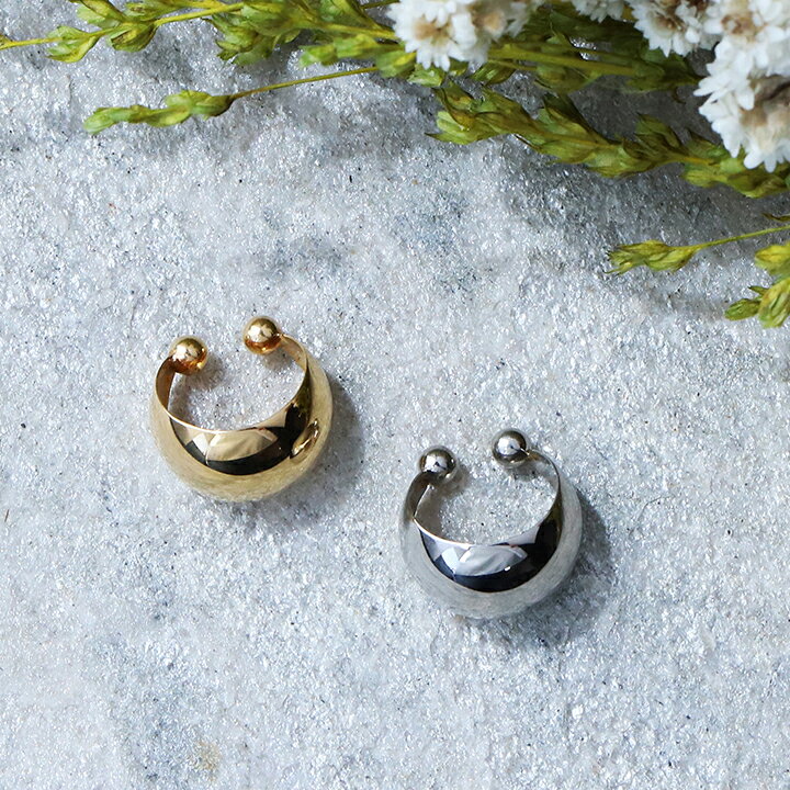 DEVAS(ディーヴァス)の【アフターセール！全商品3%クーポン】 イヤーカフ 18 金 k18 レディース シンプル 月甲 甲丸 ムーンデザイン イヤカフ 片耳用 ゴールド フック 片耳 大人 華奢 男女 18金イヤーカフ k18イヤーカフ 18k｜アングル2
