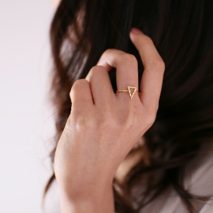 18金 リング ピンクゴールド 18k 指輪 レディース シンプル ゴールド 三角形 トライアングル シルク 凸凹 k18 プラチナ 18金指輪 k18リング ピンキーリング イエローゴールド 18 金 地金 華奢 18金リング プラチナリング ピンクゴールドリング つけっぱなし おしゃれ 3