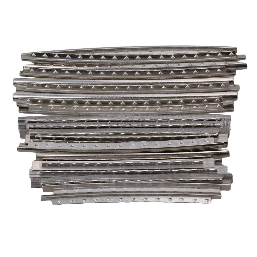 商品情報 説明 1.エレキギター用フレットワイヤーです。2.銅製で、耐久性があります。3.フレットに設置した後、指板を1mmぐらい超えます。4.古い、摩耗したまたはなくなったフレットワイヤーの交換部品です。材質:銅カラー:シルバーSIZE 幅:2.4mmパッケージ:22 x フレットワイヤー注意事項 ・当店でご購入された商品は、原則として、「個人輸入」としての取り扱いになり、すべて中国の広東省からお客様のもとへ直送されます。・ご注文後、7営業日以内に配送手続きをいたします。配送作業完了後、4〜5週間程度でのお届けとなります。・個人輸入される商品は、すべてご注文者自身の「個人使用・個人消費」が前提となりますので、ご注文された商品を第三者へ譲渡・転売することは法律で禁止されております。・関税・消費税が課税される場合があります。 詳細はこちらご確認下さい。 ＊色がある場合、モニターの発色の具合によって実際のものと色が異なる場合がある