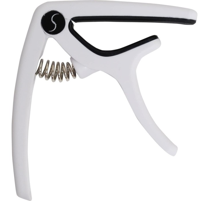 ワンタッチで装着可能なカポです。重量が約25gと超軽量ですが、しっかり押さえられるギター用カポタストです。