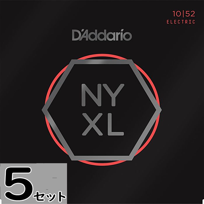 NYXL弦は、これまで市場に出たどの弦よりもチョーキング強度が向上、はっきりとしたサウンド、チューニングが安定している弦です。 ダダリオ社によって考案、開発、完成、製造されたNYXL弦は、破断強度に優れた高炭素スチールを用いた芯線、プレーン弦を採用。これまでにないレベルの演奏性、安心感、パワーを備えています。新しく考案された伸線工程と革新的なワイヤーより合わせ(fusion twist)工程により、従来の弦よりも強度がアップ、チューニングの安定性も向上しました。 配合が見直されたニッケルメッキ製の巻き弦を使用、高い磁気性によるアウトプット増で中域が強調され、存在感のあるクランチの効いたサウンドになっています。